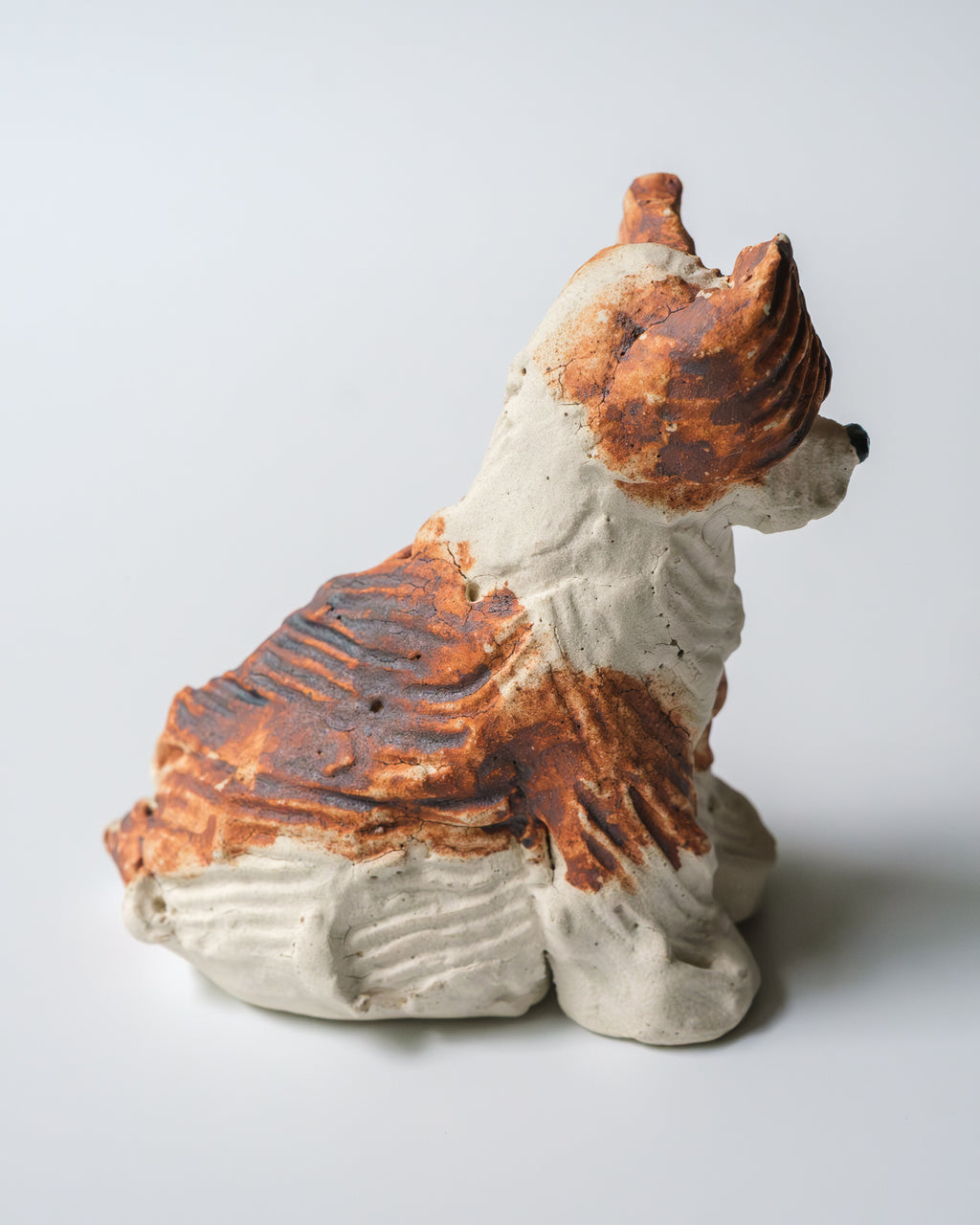 犬のオブジェ – C