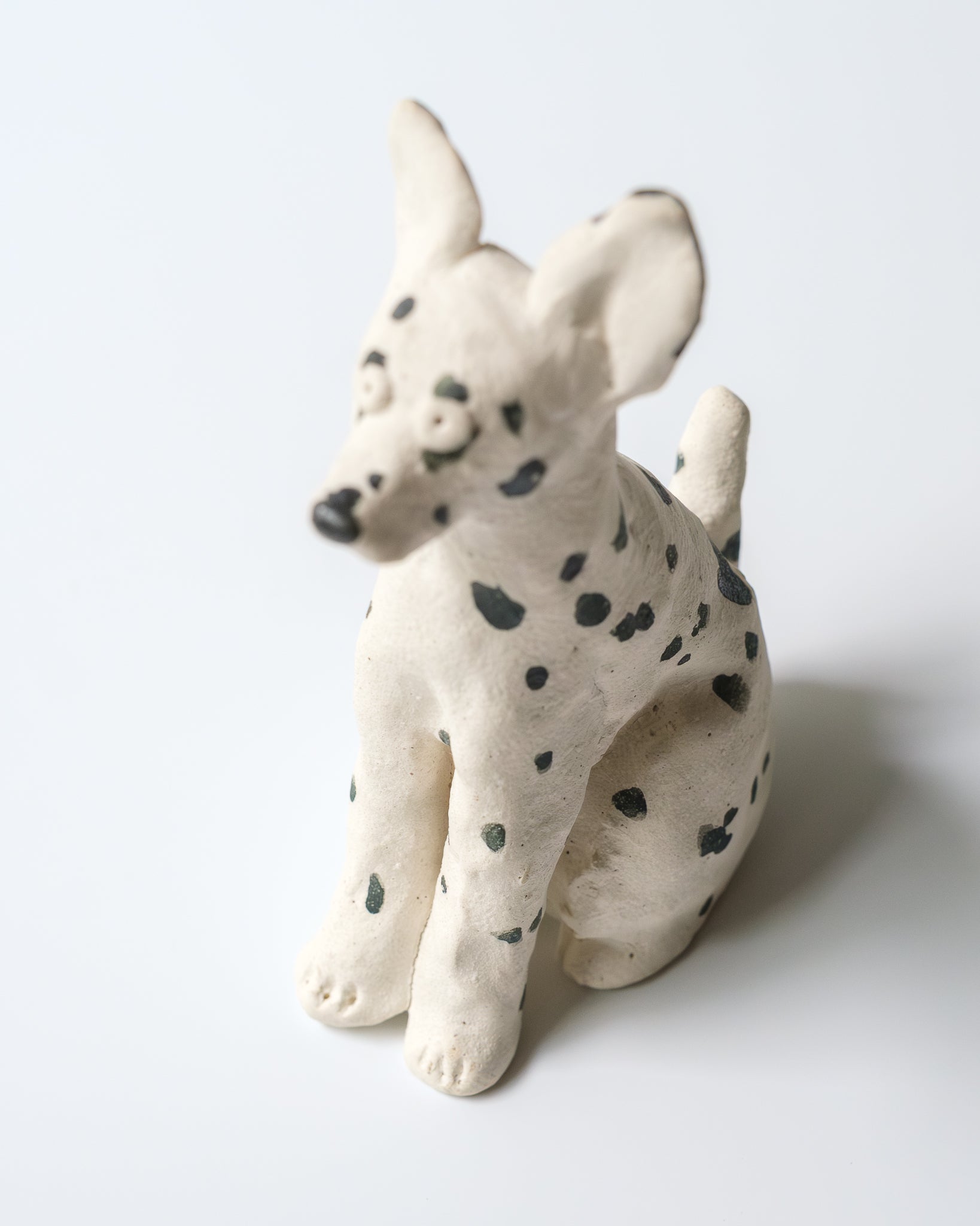 犬のオブジェ – D