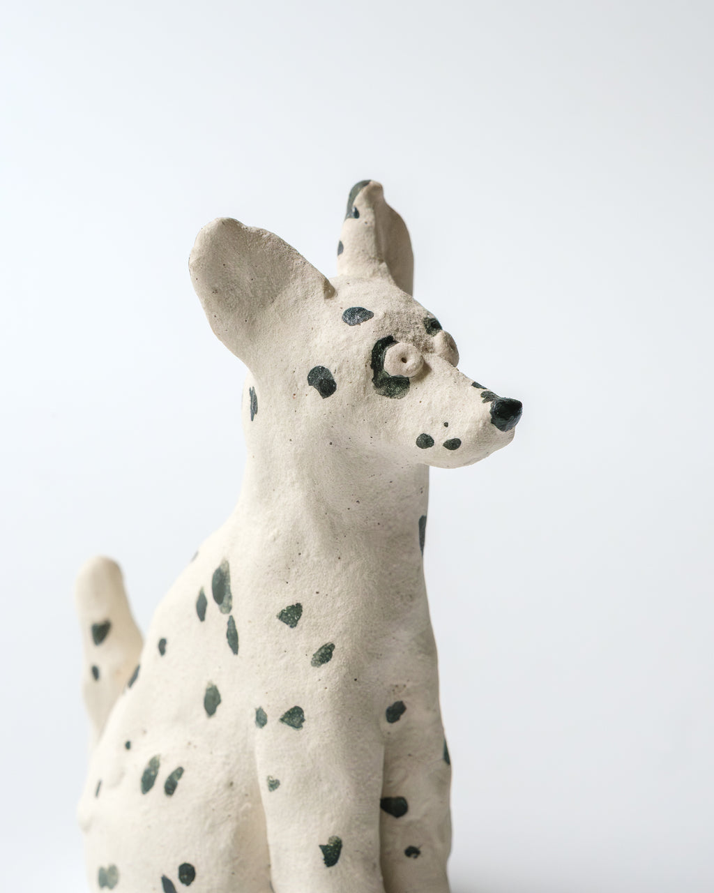 犬のオブジェ – D