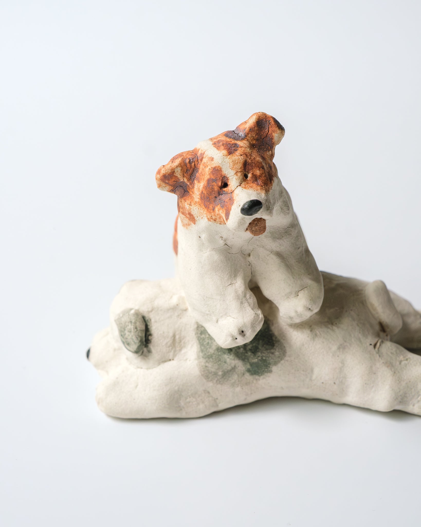 犬のオブジェ – F