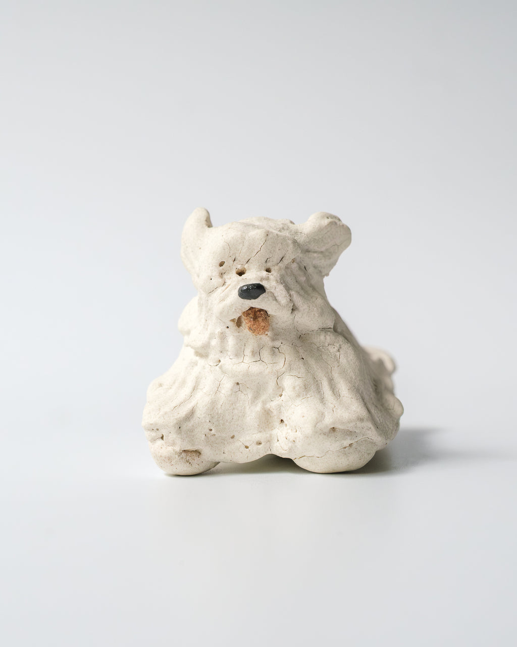 犬のオブジェ – H