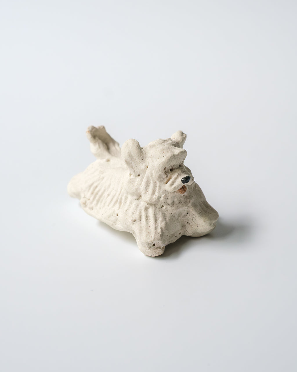 犬のオブジェ – H