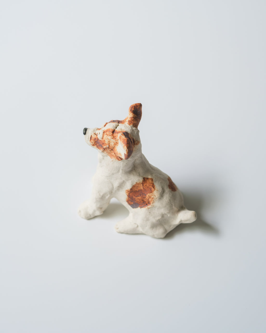 犬のオブジェ – C