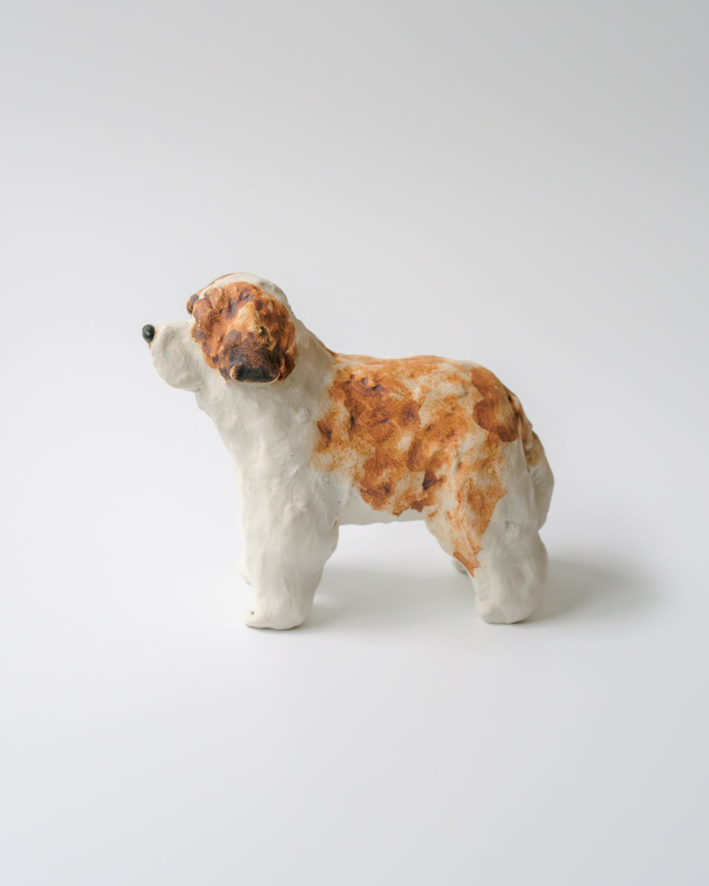 犬のオブジェ – C