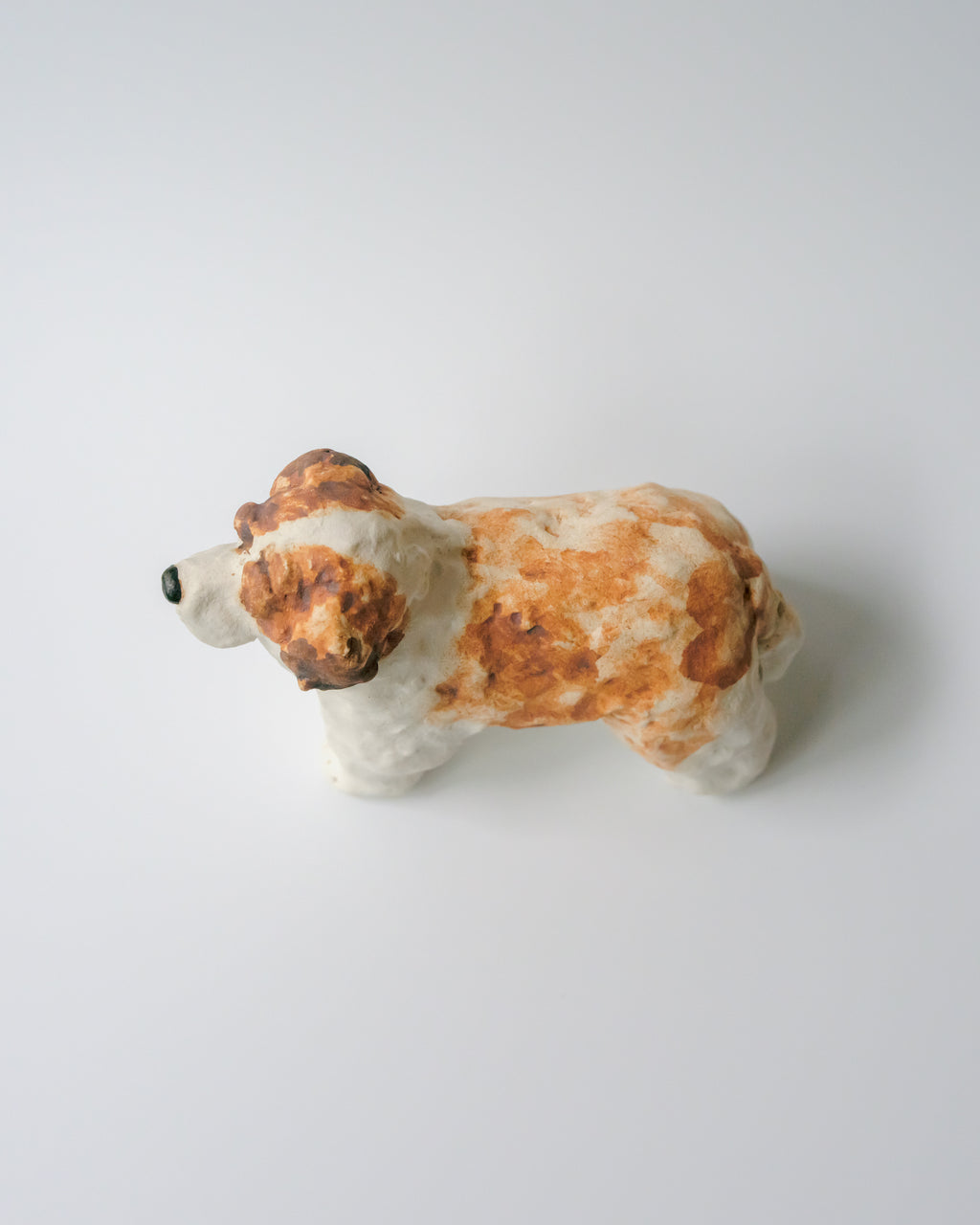 犬のオブジェ – C