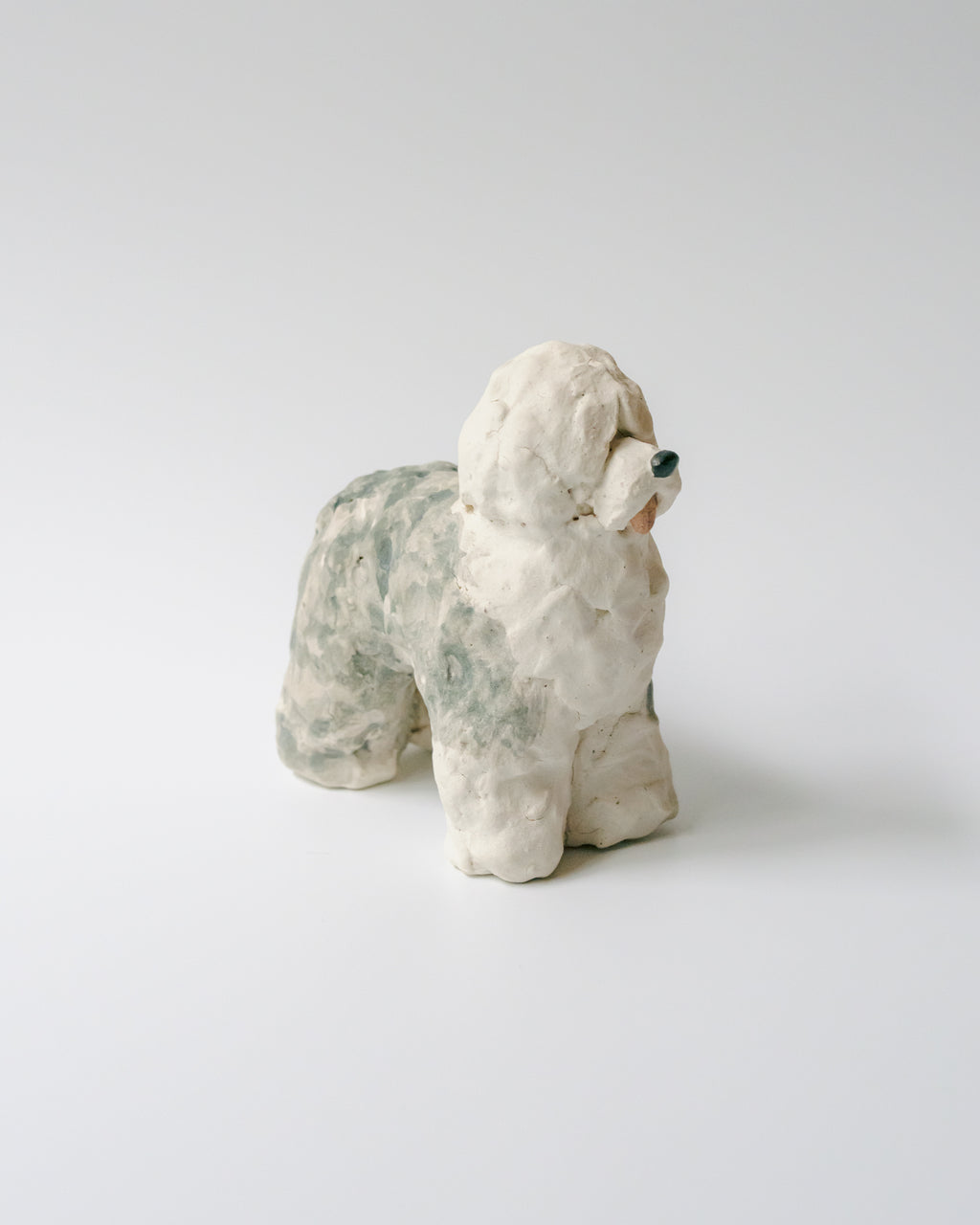 犬のオブジェ – B