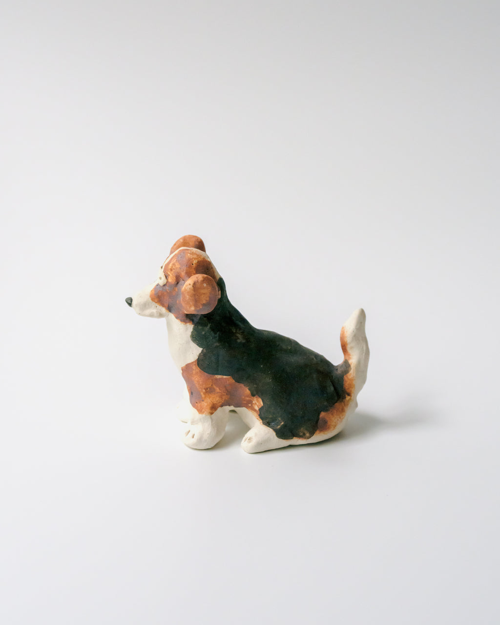 犬のオブジェ – E