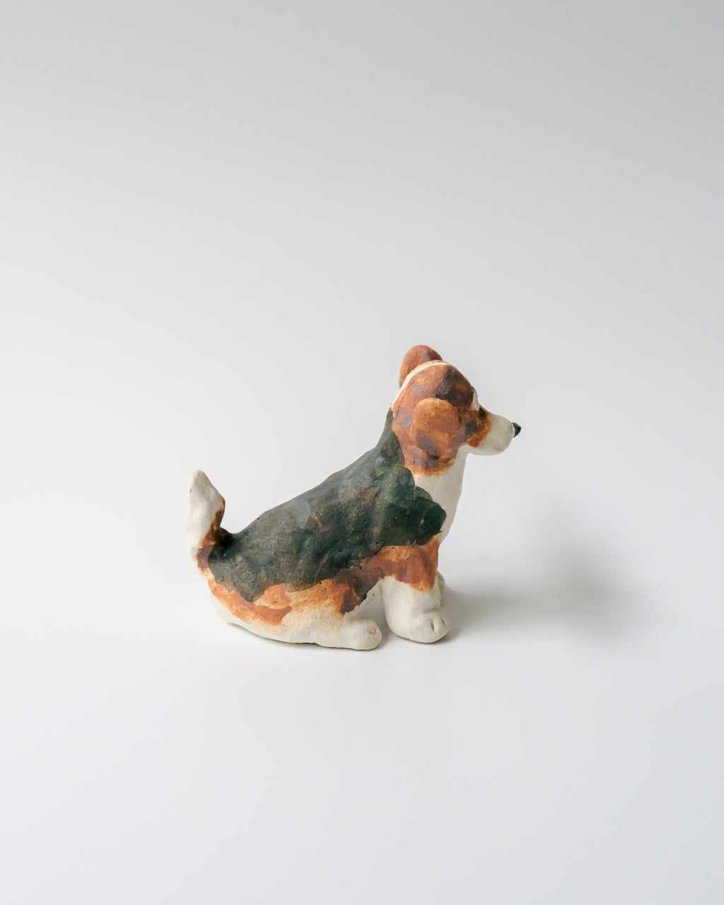 犬のオブジェ – E