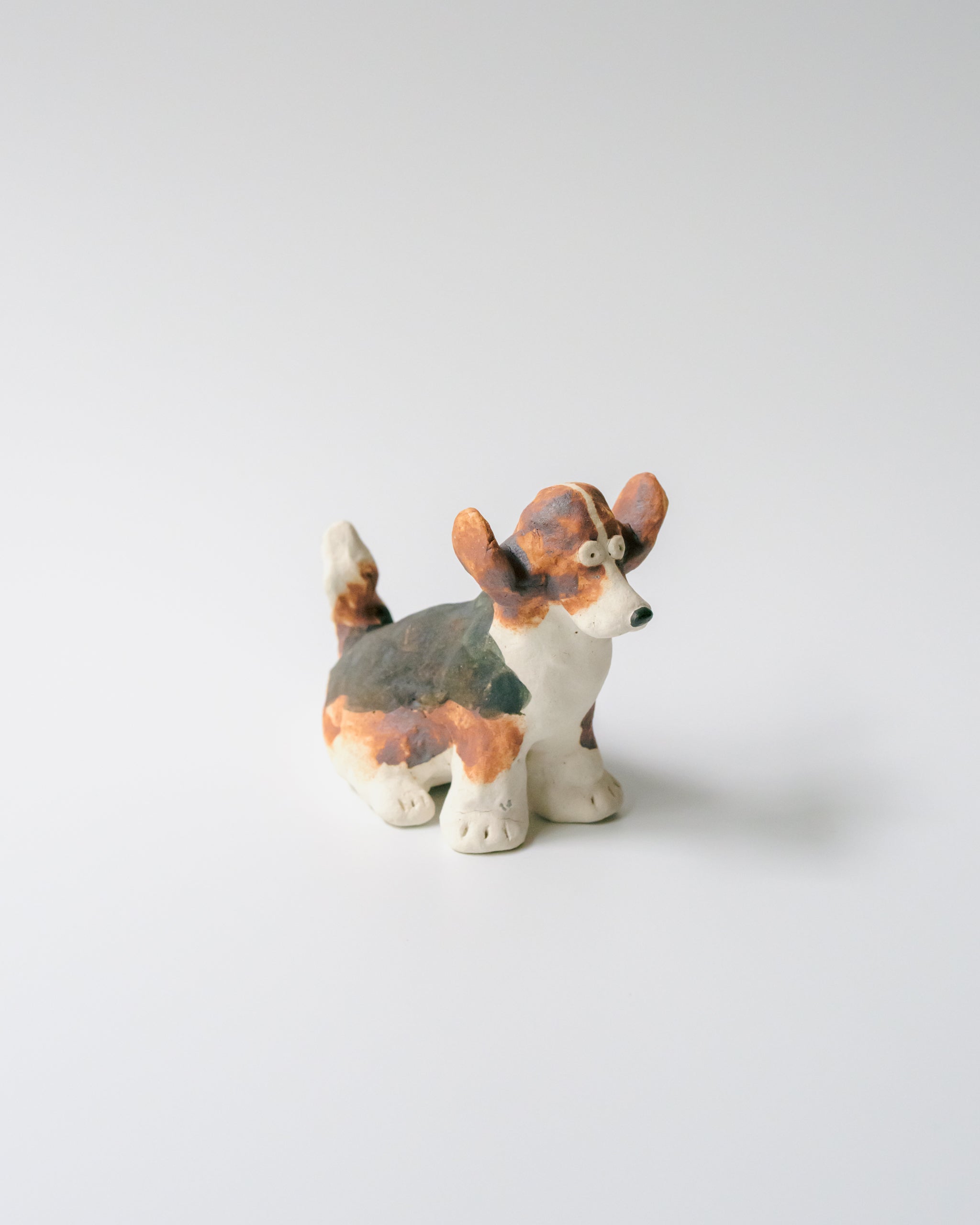 犬のオブジェ – E