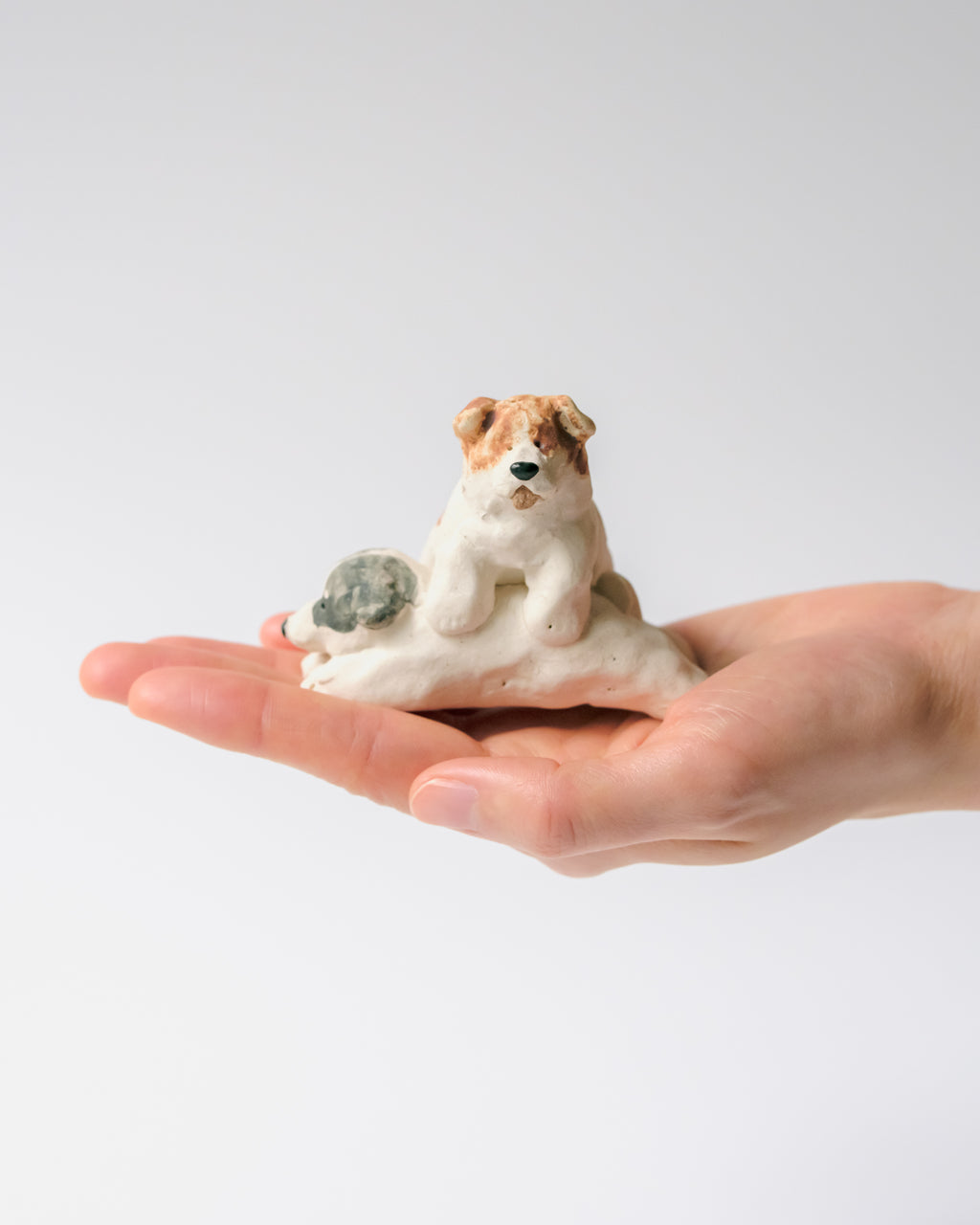 犬のオブジェ – F