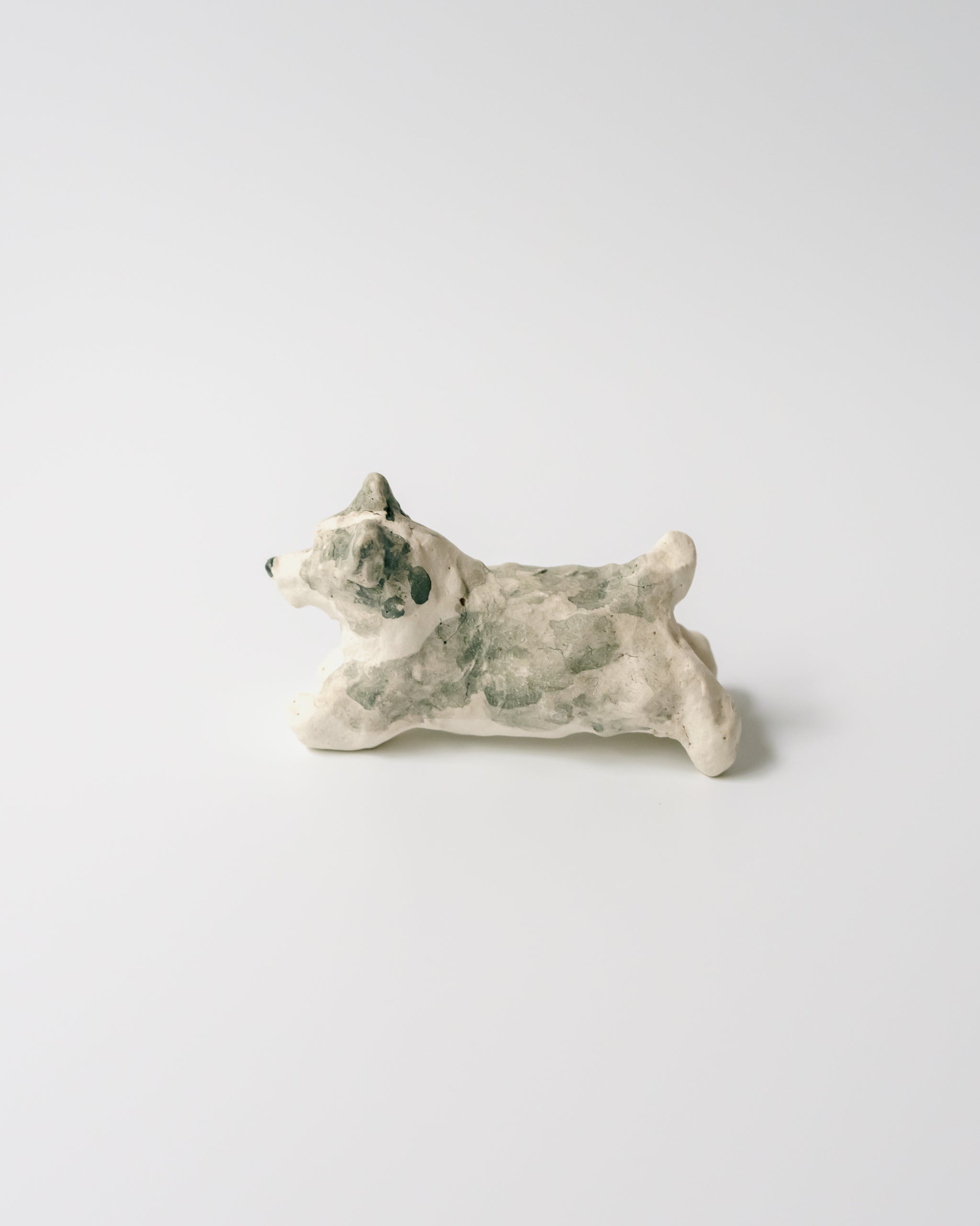 犬のオブジェ – G