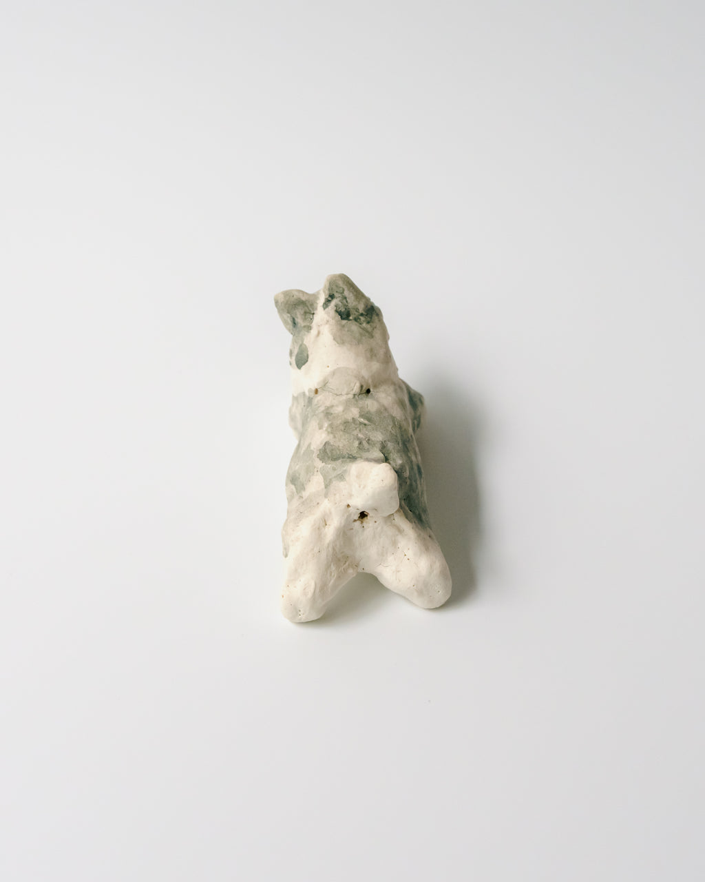 犬のオブジェ – G