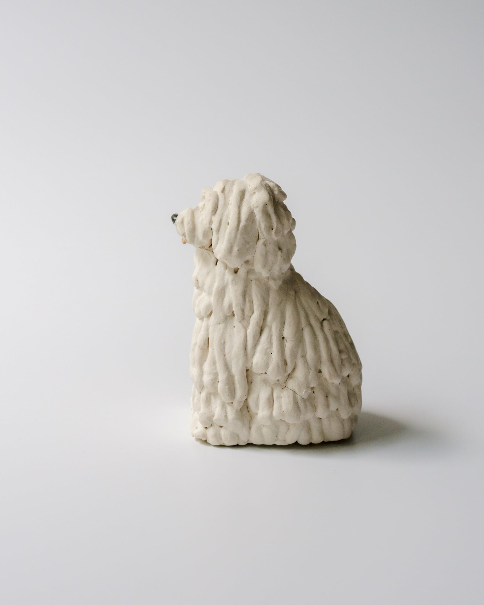 犬のオブジェ – B