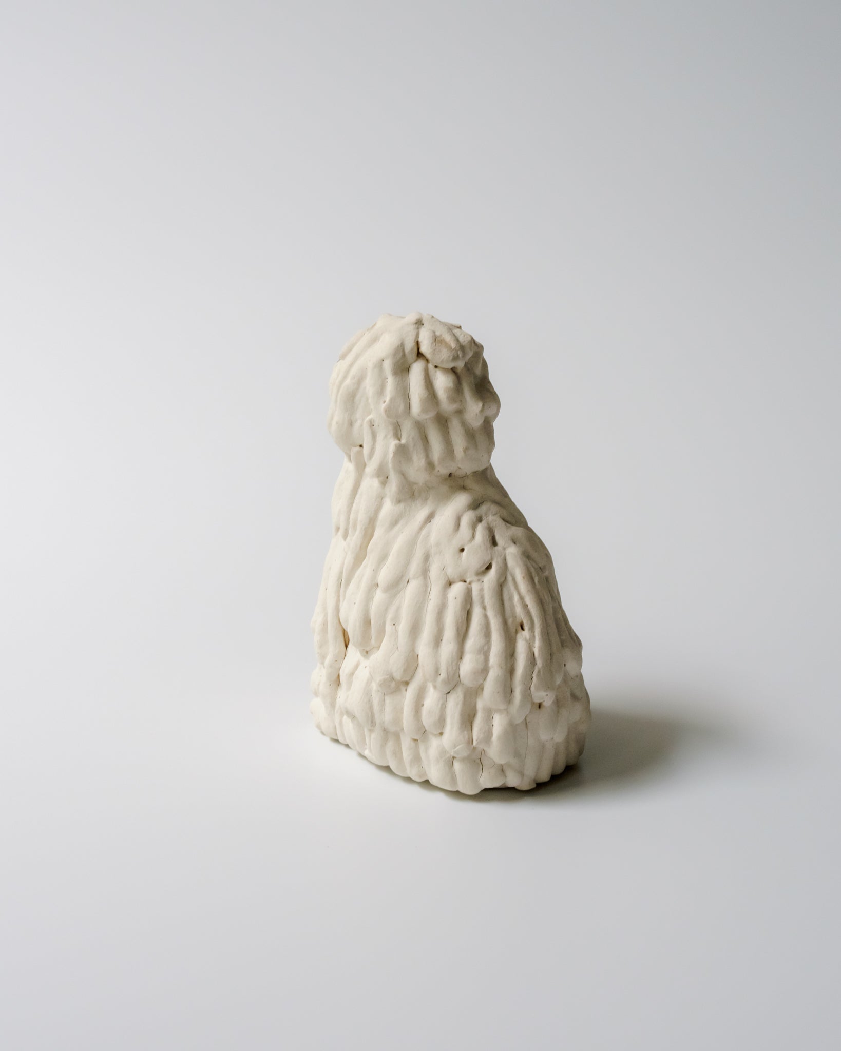 犬のオブジェ – B