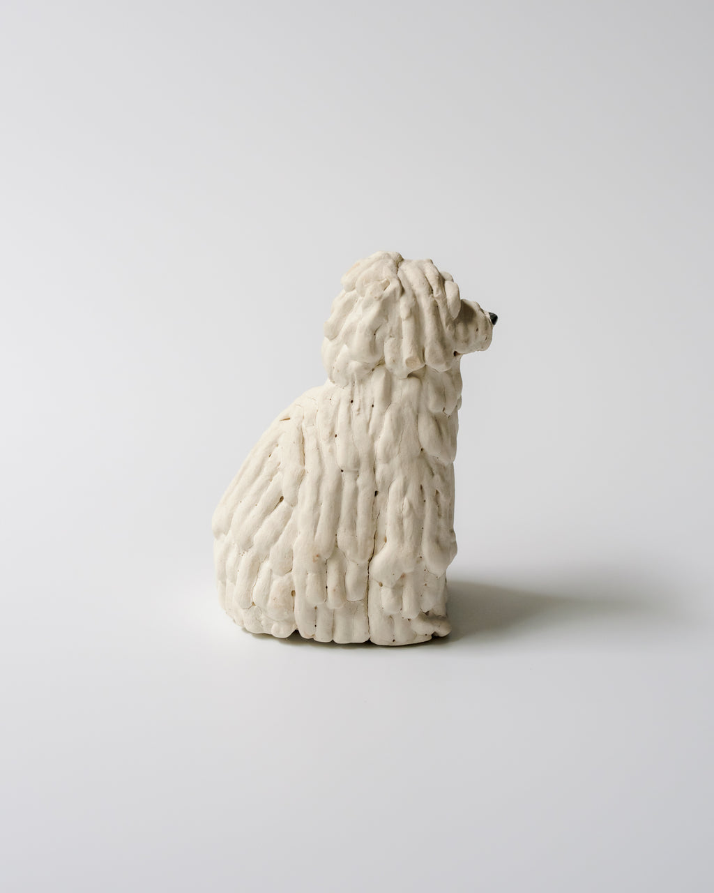犬のオブジェ – B