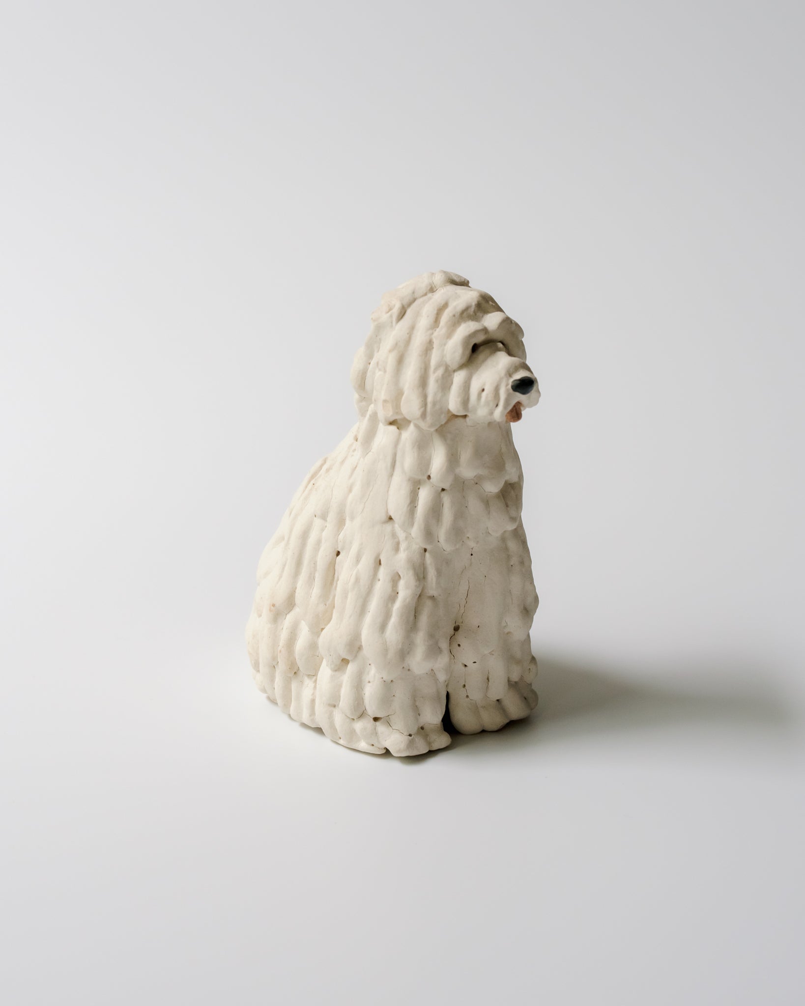 犬のオブジェ – B
