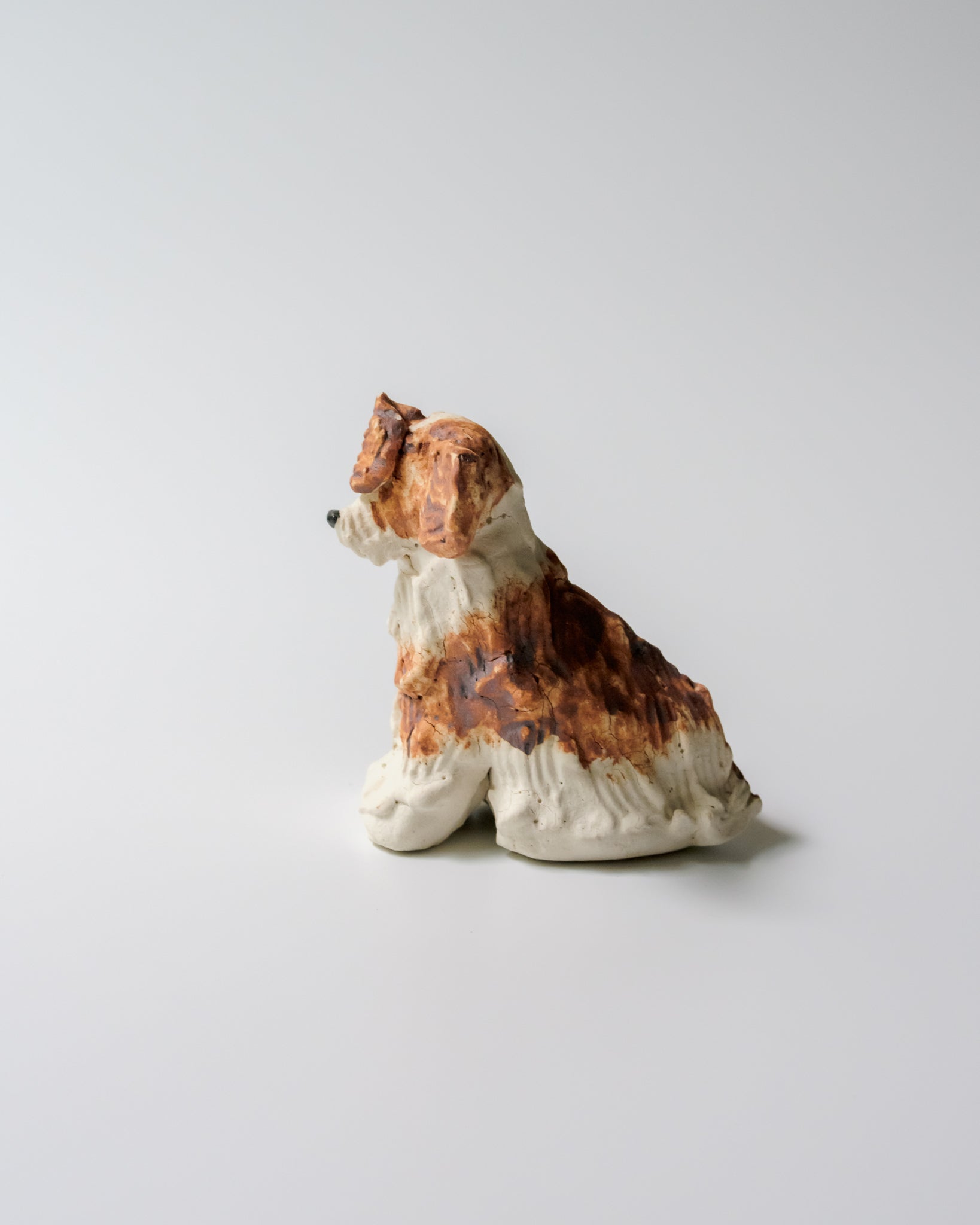 犬のオブジェ – C