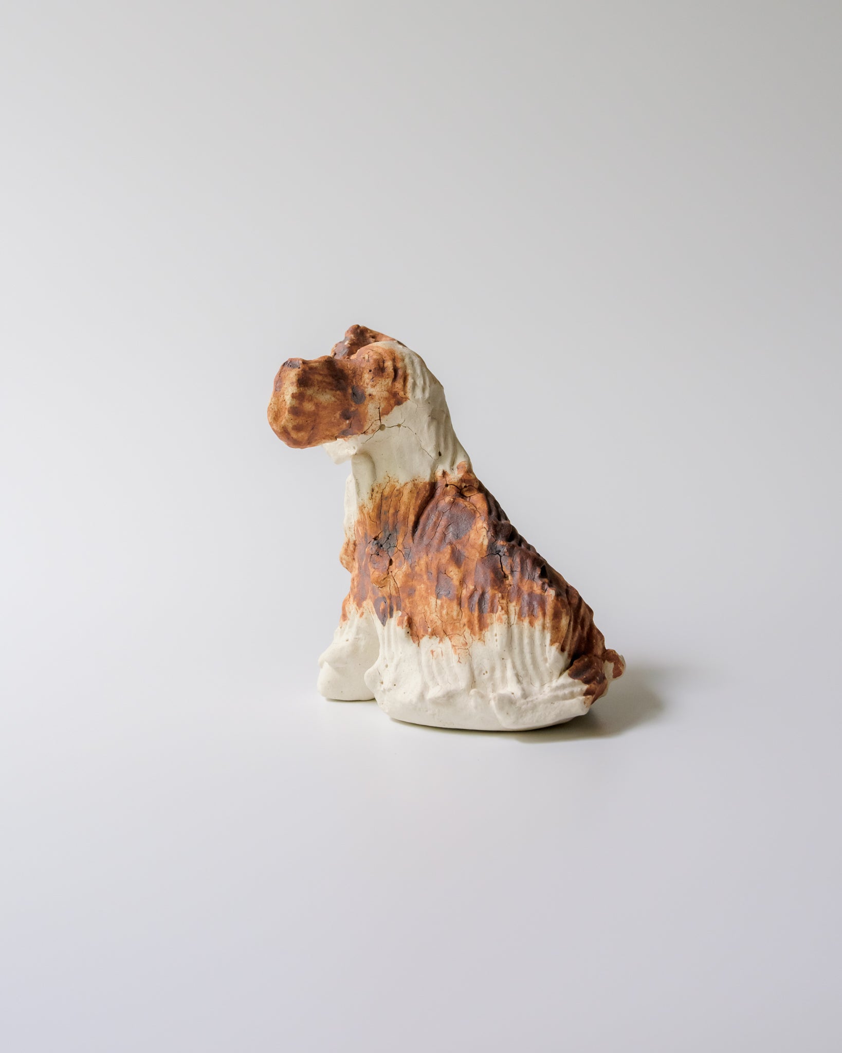 犬のオブジェ – C