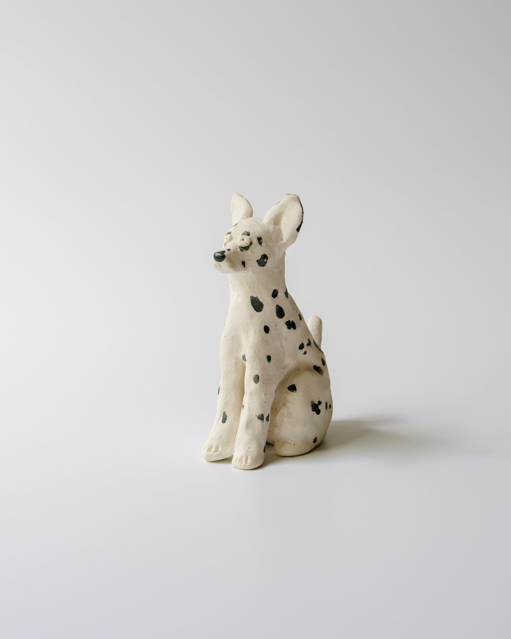 犬のオブジェ – D