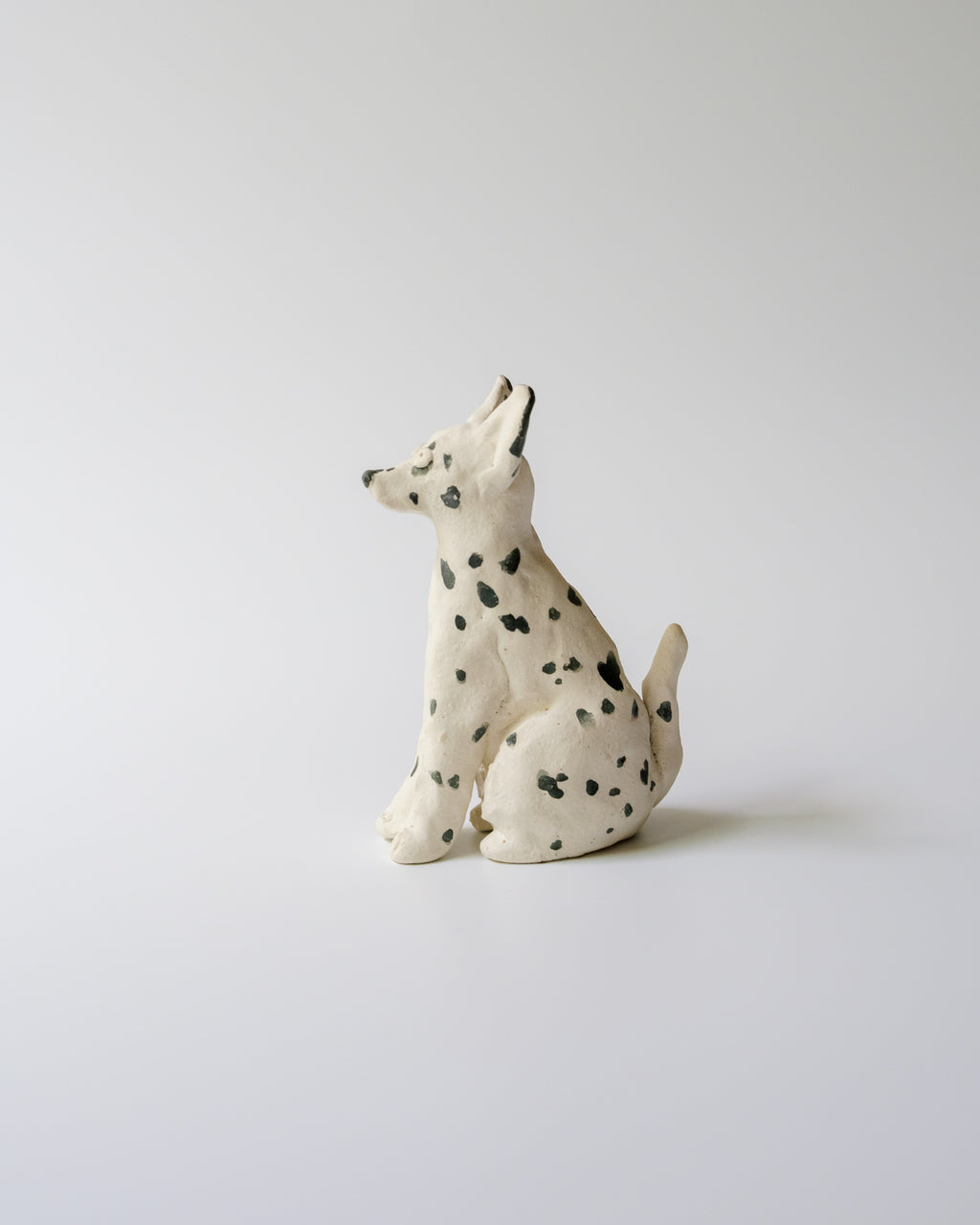 犬のオブジェ – D