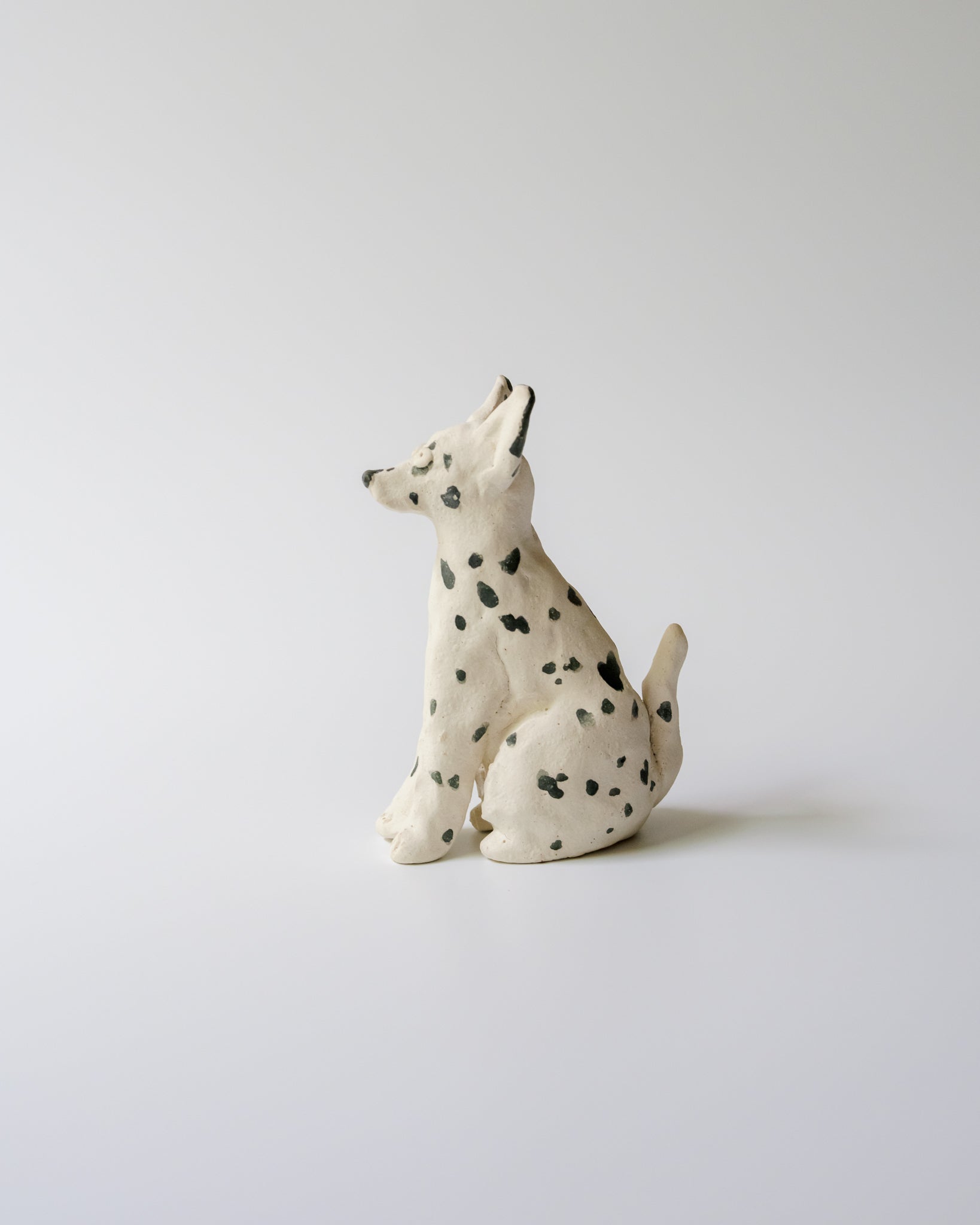 犬のオブジェ – D