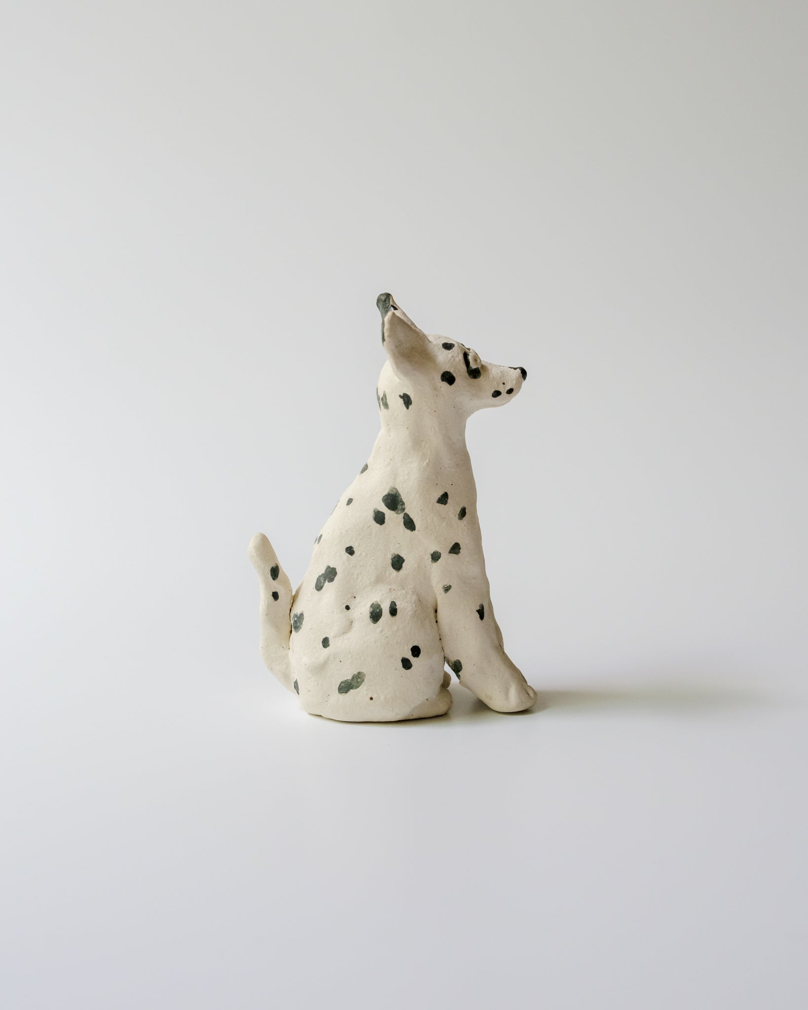 犬のオブジェ – D