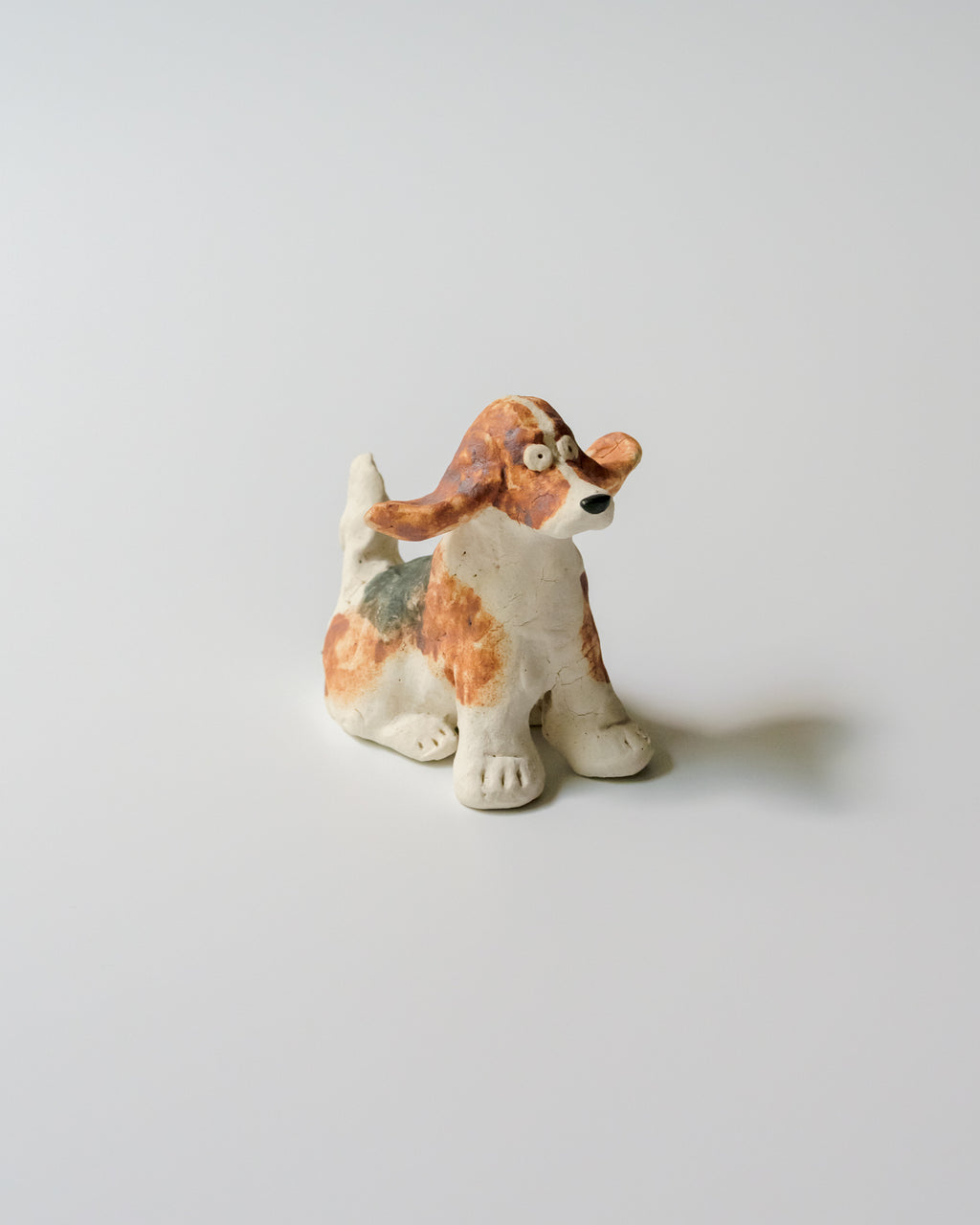 犬のオブジェ – E