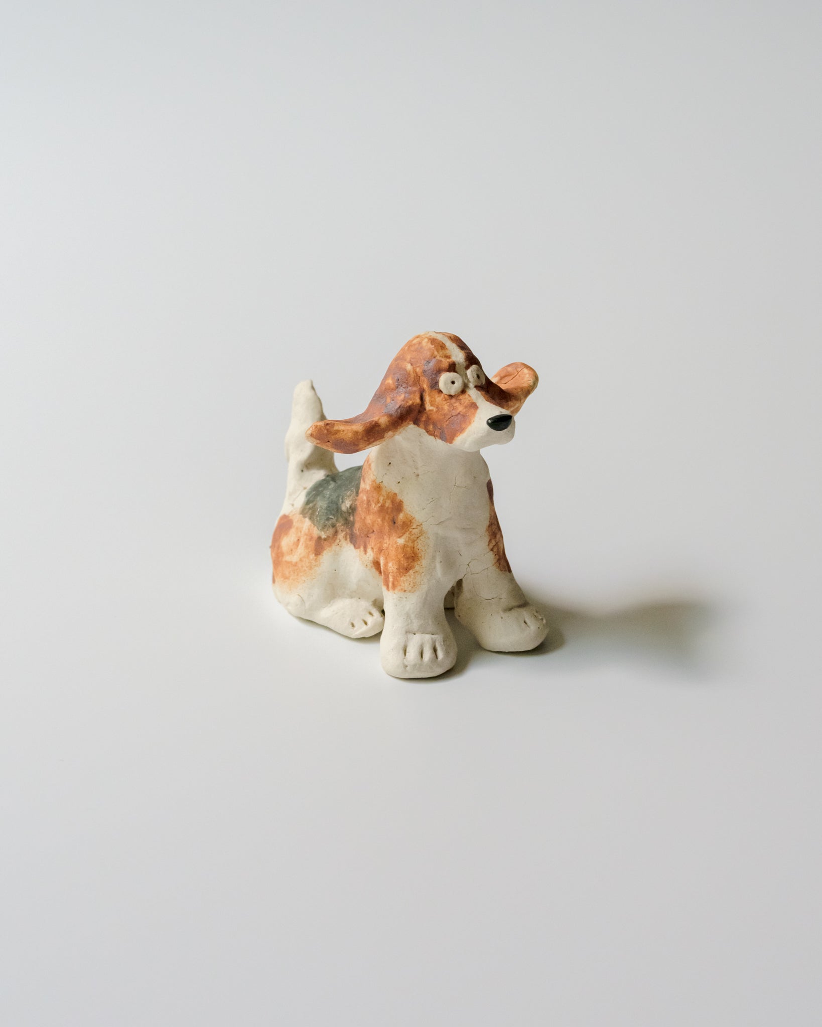 犬のオブジェ – E