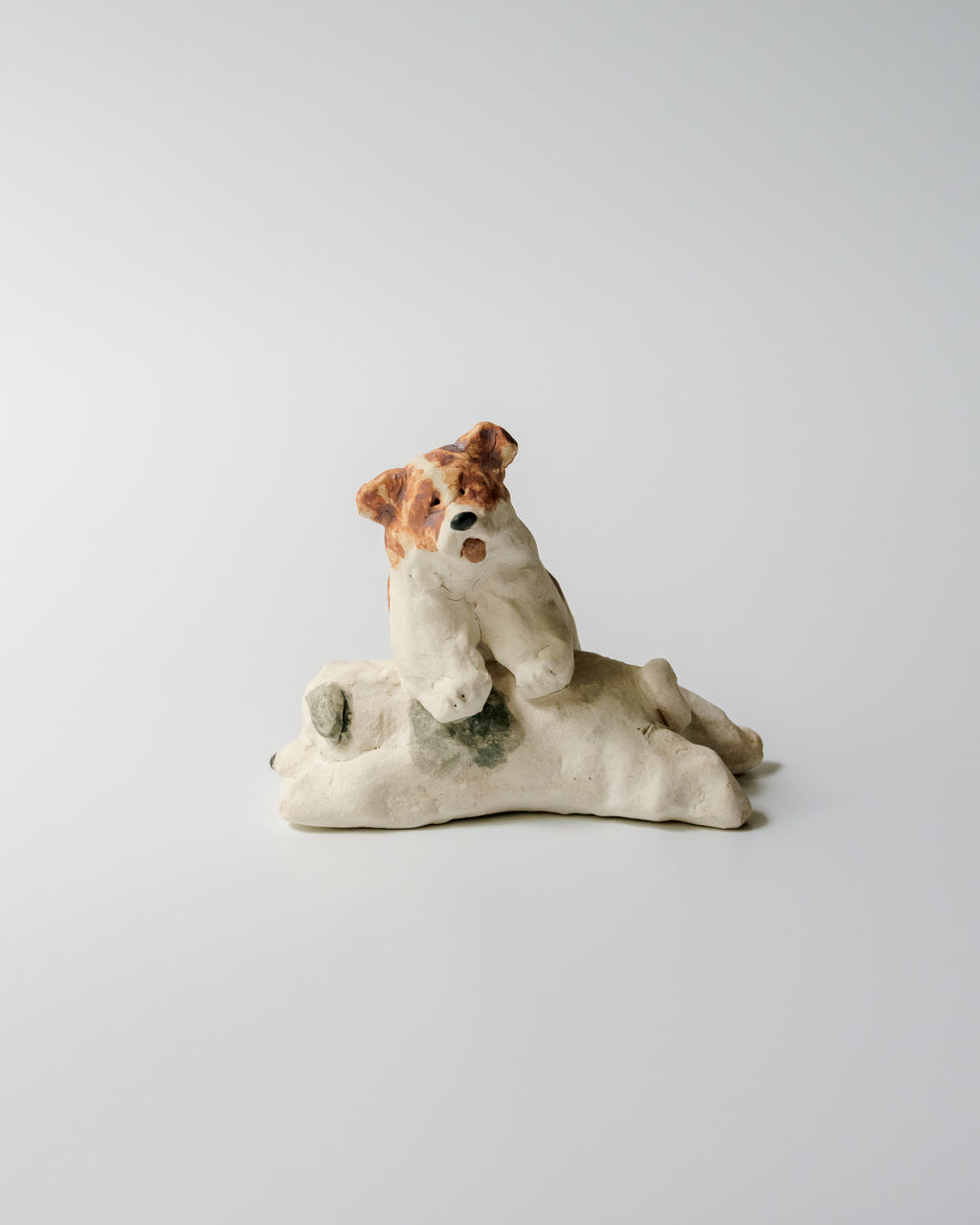 犬のオブジェ – F