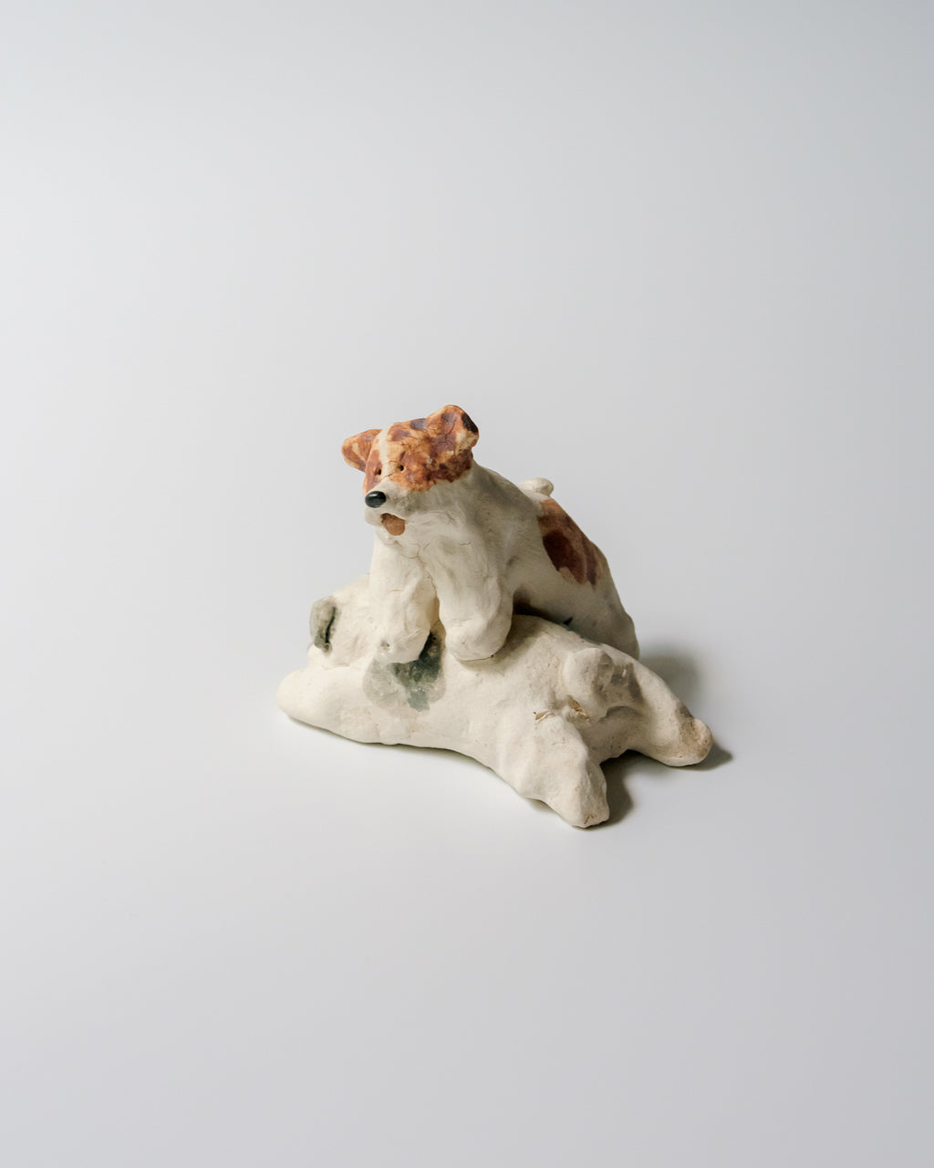 犬のオブジェ – F