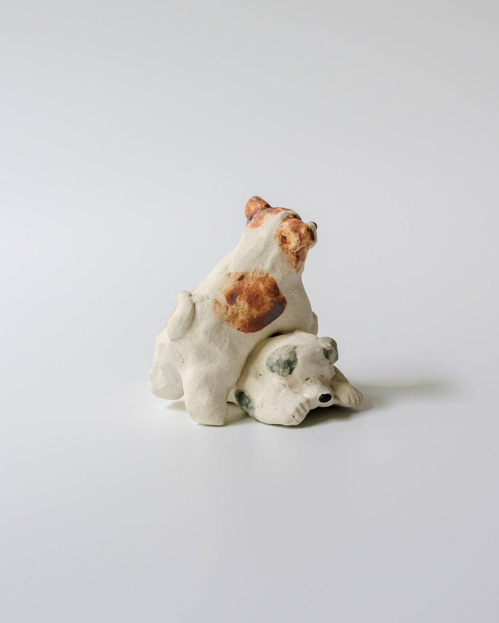 犬のオブジェ – F