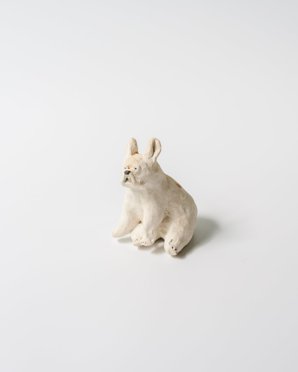 犬のオブジェ – B