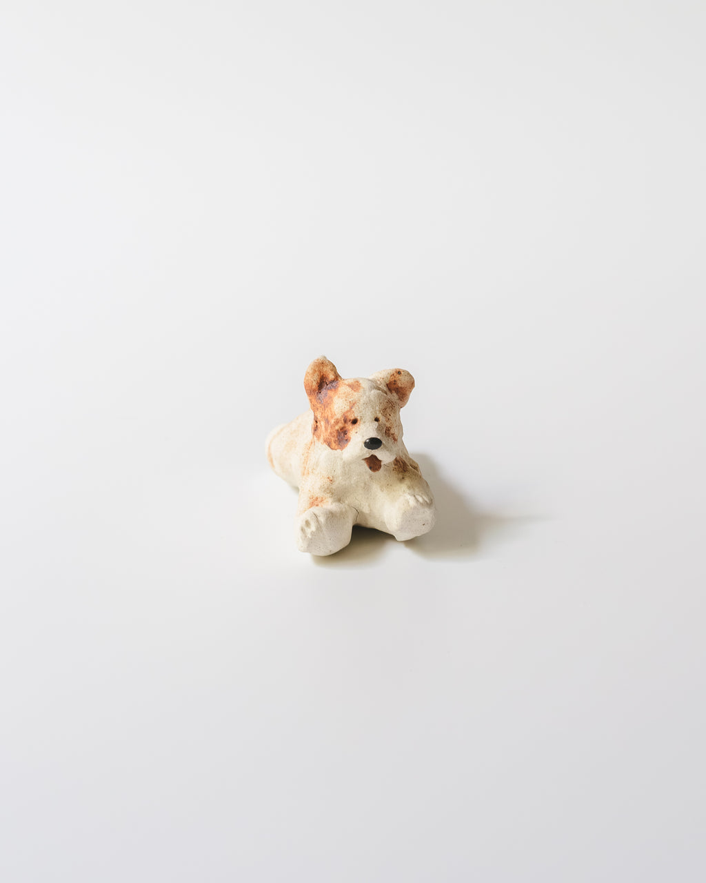 犬のオブジェ – E