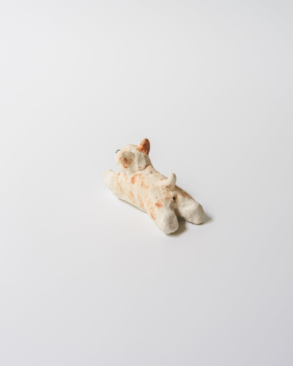 犬のオブジェ – E