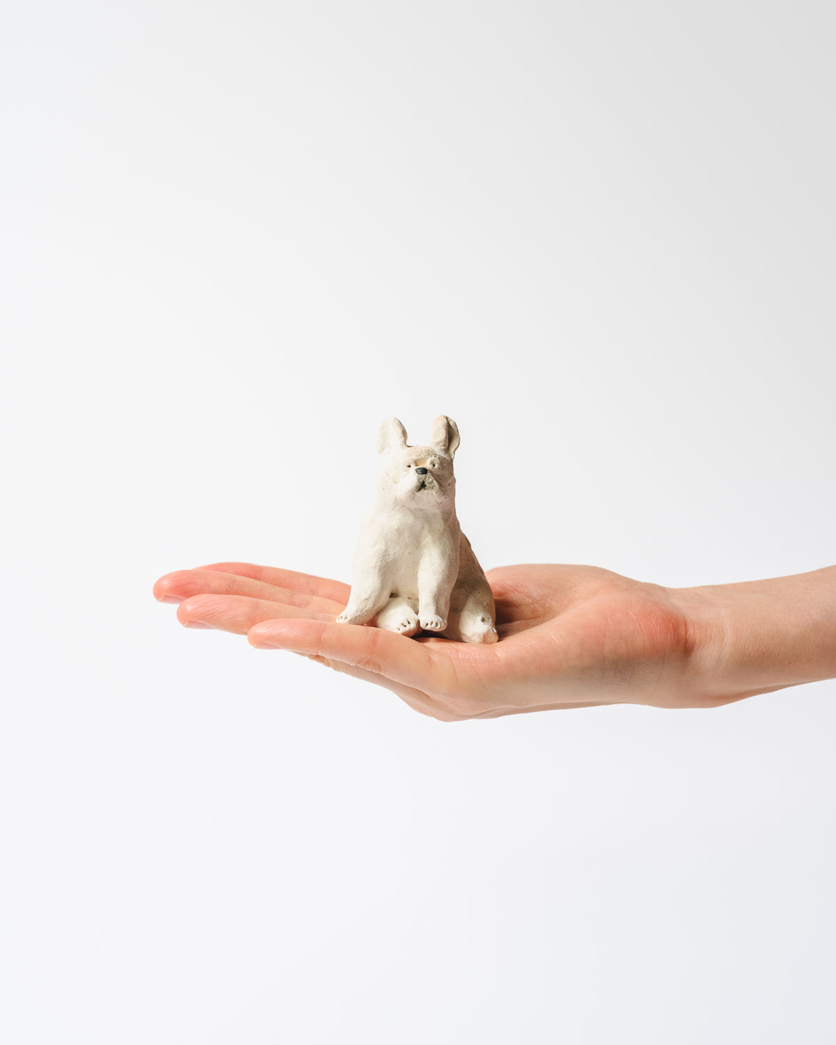 犬のオブジェ – B