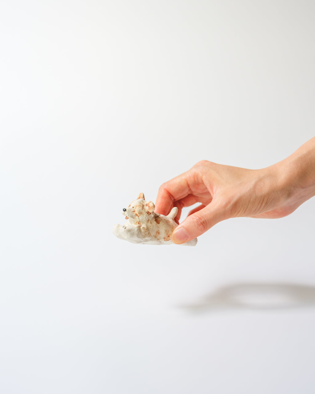 犬のオブジェ – E