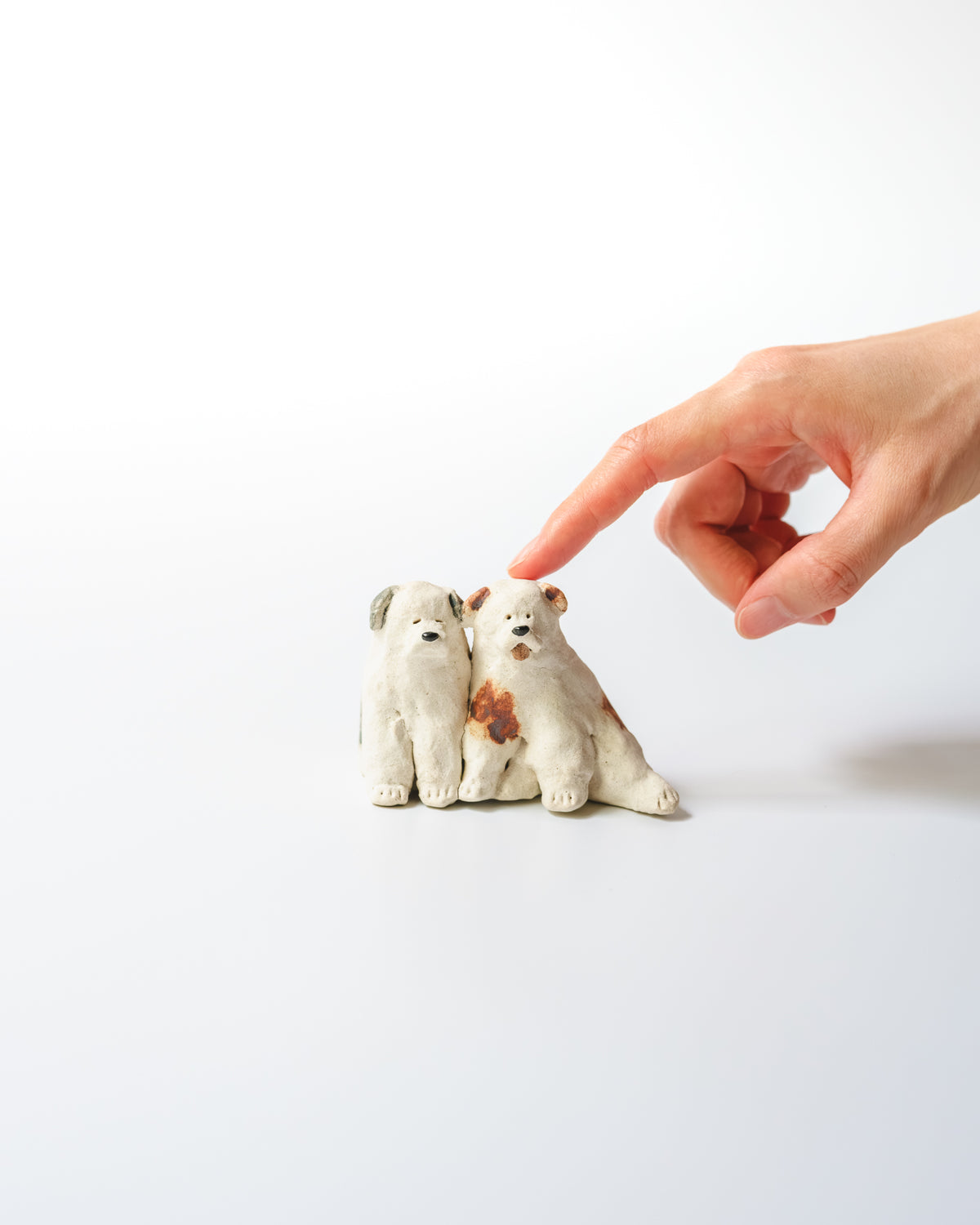犬のオブジェ – G