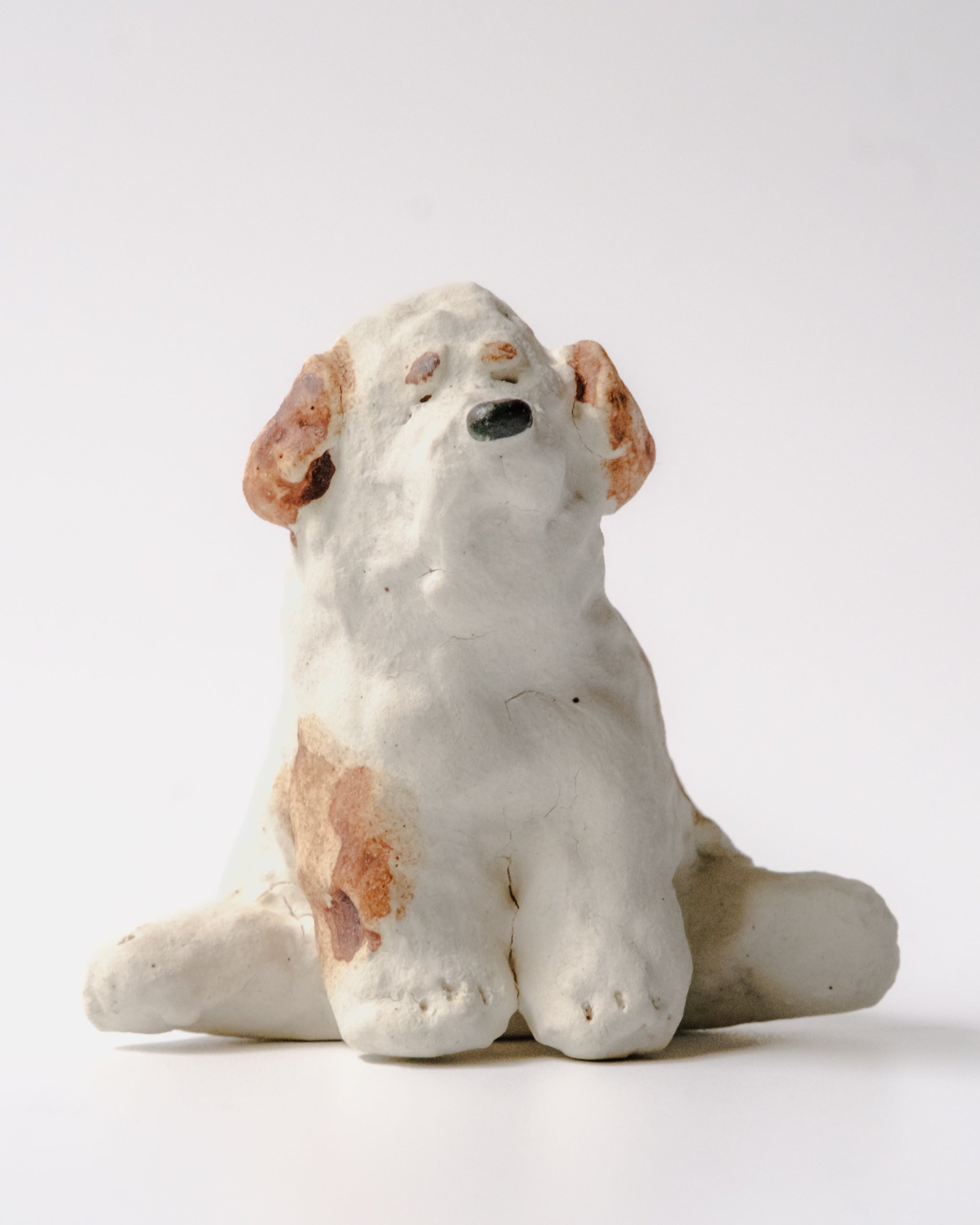 犬のオブジェ – H